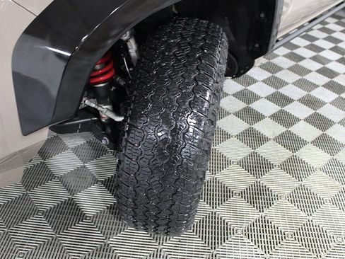 Certified 2025 Toyota Tacoma TRD Pro image 17