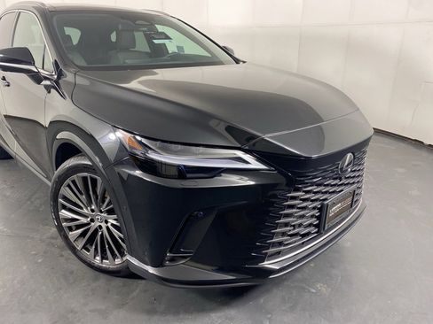 Certified 2023 Lexus RX 350 AWD w/ Accessory Package image 2
