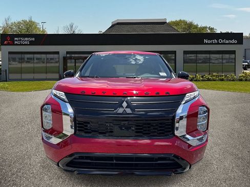 New 2026 Mitsubishi Outlander LE FWD image 8