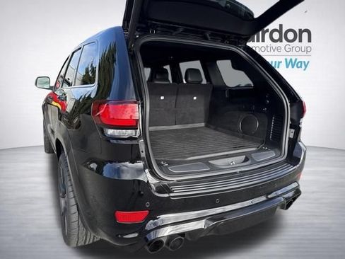 Used 2018 Jeep Grand Cherokee Trackhawk AWD/4WD image 19