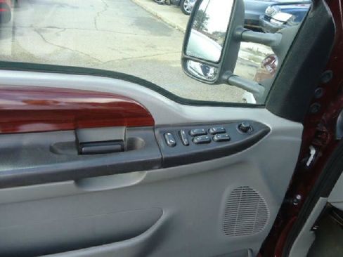 Used 2007 Ford F250 Lariat image 14