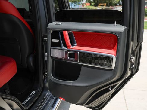 Used 2023 Mercedes-Benz G 550 image 25