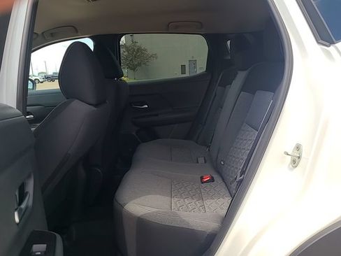 New 2026 Nissan Kicks SV w/ Cold Weather Package FWD image 20