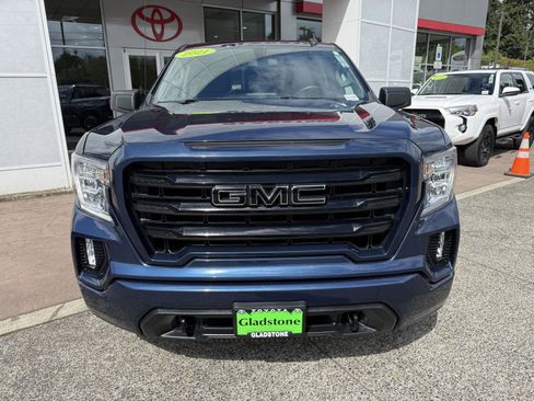 Used 2021 GMC Sierra 1500 Elevation w/ LPO, Elevation Black Package AWD/4WD image 9