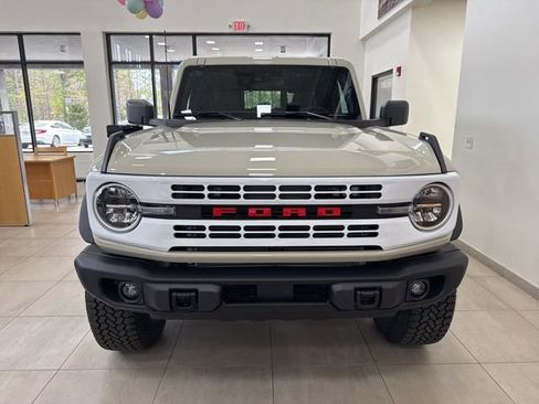 New 2026 Ford Bronco Heritage Edition image 3