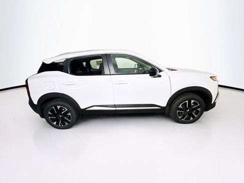 New 2026 Nissan Kicks SV w/ SV Premium Package image 4
