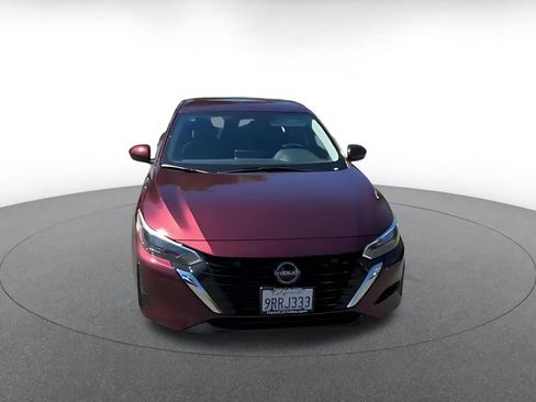 Used 2025 Nissan Sentra SV FWD image 4