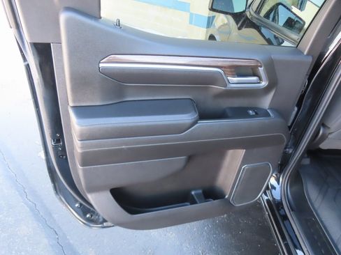 Certified 2022 Chevrolet Silverado 1500 RST w/ Z71 Off-Road Package image 33