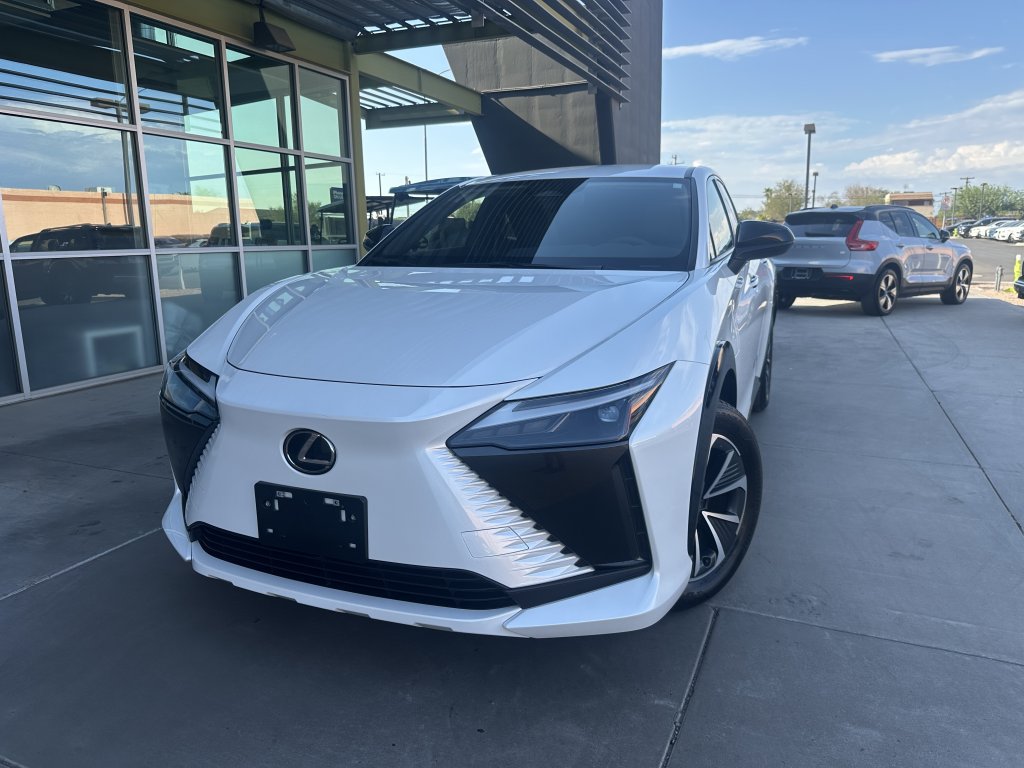Used 2024 Lexus RZ 450e Premium AWD/4WD image 2