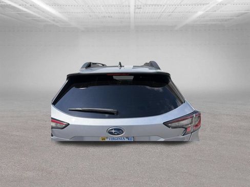 Used 2023 Subaru Outback Limited AWD/4WD image 10
