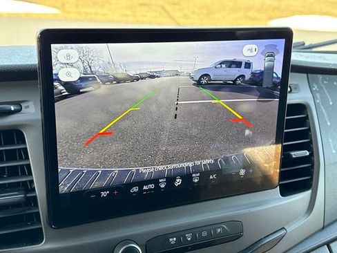 Used 2022 Ford Transit 350 XLT image 21