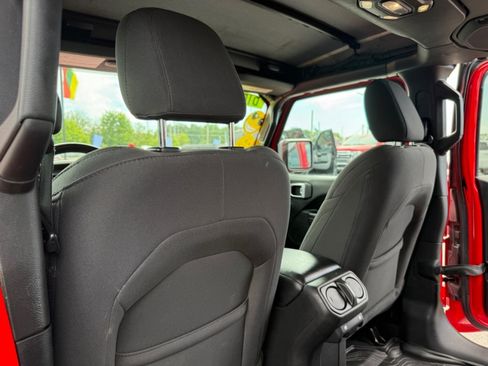 Used 2022 Jeep Wrangler Unlimited Sport AWD/4WD image 30