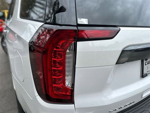 Used 2024 GMC Yukon Denali Ultimate image 28