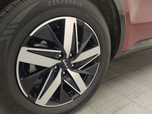 Used 2022 Kia Sorento S w/ Panoramic Sunroof Package FWD image 31