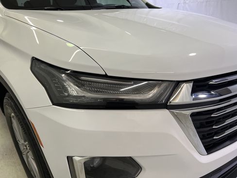 Certified 2023 Chevrolet Traverse LT FWD image 5