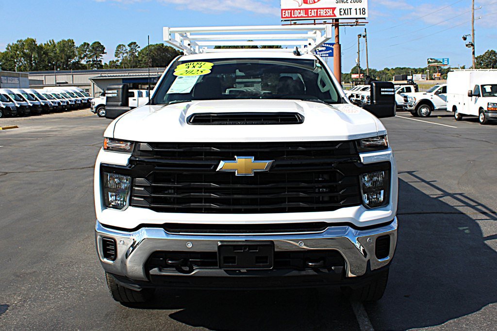 Used 2025 Chevrolet Silverado 3500 W/T w/ WT/CX Safety Package AWD/4WD image 15