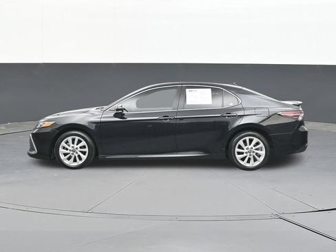 Used 2023 Toyota Camry LE w/ Convenience Package FWD image 8