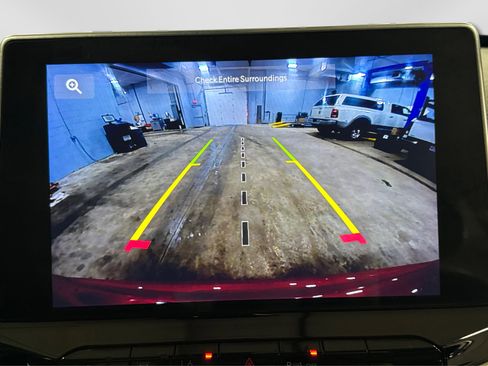 Used 2025 Jeep Compass Limited image 29