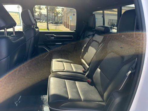 Used 2025 RAM 1500 Laramie image 9
