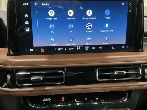 Used 2025 Lincoln Aviator Reserve w/ Luxury Package image 19