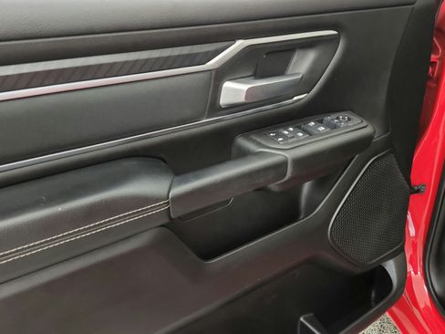 Used 2025 RAM 1500 Big Horn AWD/4WD image 19