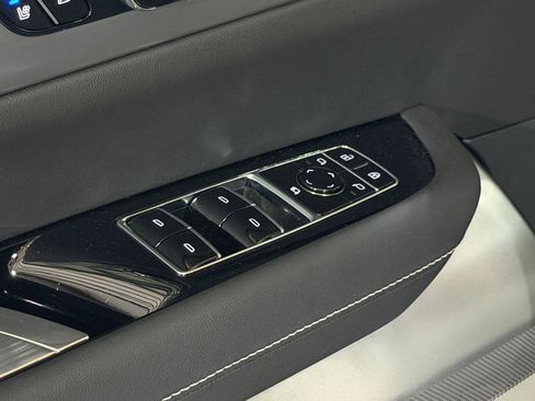 New 2026 Cadillac Vistiq Luxury AWD/4WD image 20