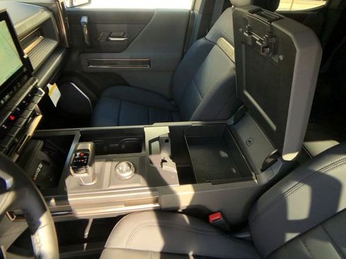 New 2025 GMC Hummer EV 3X w/ Extreme Off-Road Package image 29