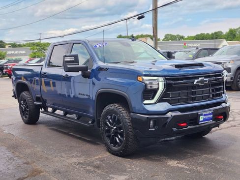 Used 2026 Chevrolet Silverado 3500 LT w/ Trail Boss Package AWD/4WD image 7