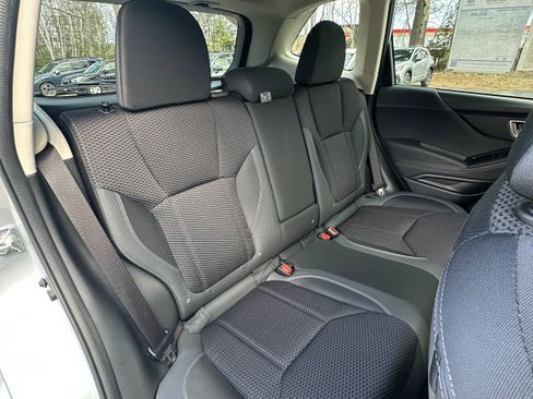 Used 2023 Subaru Forester Premium image 10