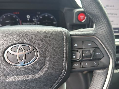 Used 2025 Toyota Tacoma TRD Sport RWD image 22