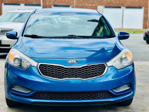 Used 2015 Kia Forte LX w/ Popular Package FWD image 3