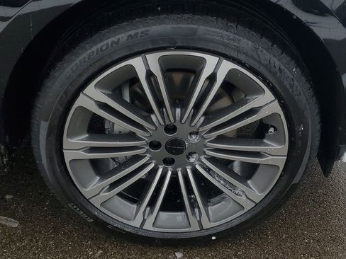 New 2026 Land Rover Range Rover Sport SE image 5