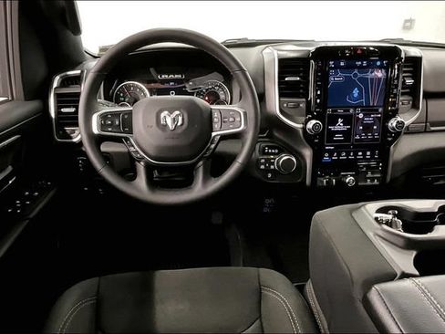 Used 2025 RAM 1500 Big Horn AWD/4WD image 6
