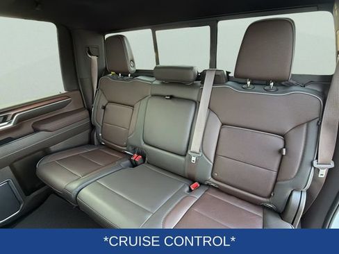 Used 2024 GMC Sierra 2500 Denali w/ Denali Reserve Package AWD/4WD image 18