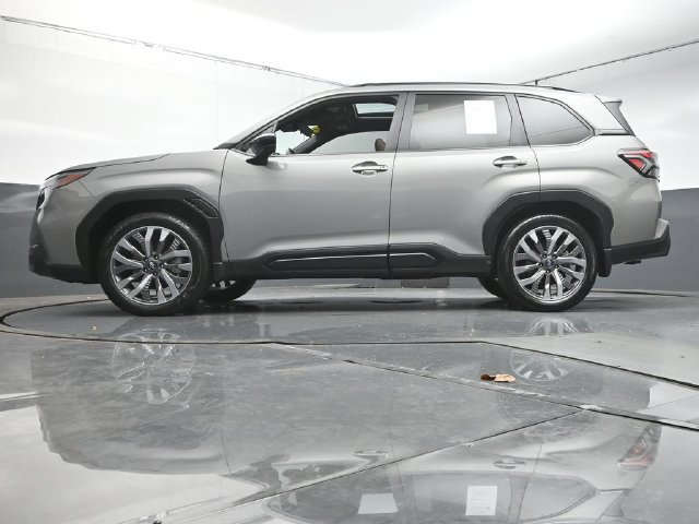 Certified 2025 Subaru Forester Touring w/ Popular Package - Touring AWD/4WD image 37