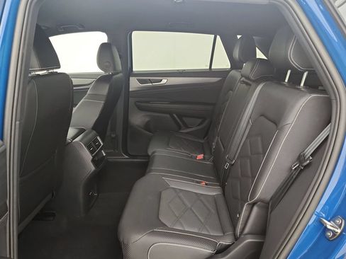 Used 2026 Volkswagen Atlas Cross Sport SE FWD image 30