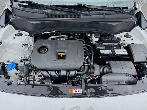 Used 2023 Kia Seltos EX image 25