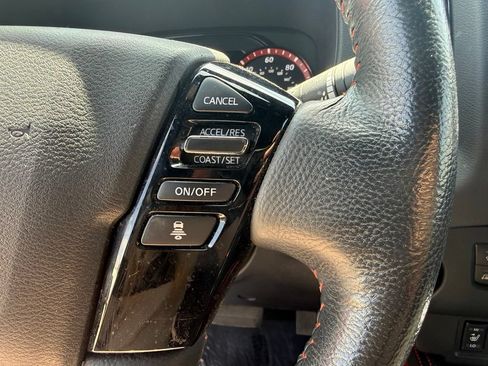 Used 2022 Nissan Frontier PRO-4X AWD/4WD image 29
