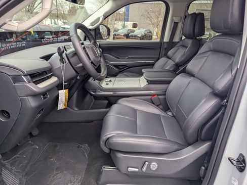 New 2026 Lincoln Navigator Reserve image 19