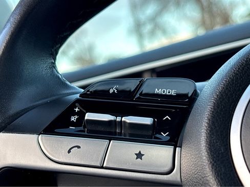 Used 2022 Hyundai Tucson SEL w/ Convenience + Premium Package image 13