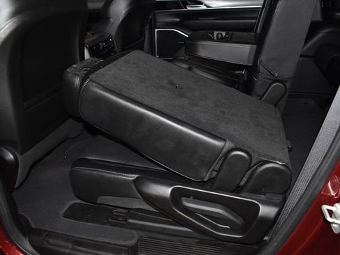 Used 2024 Jeep Wagoneer Series II image 34