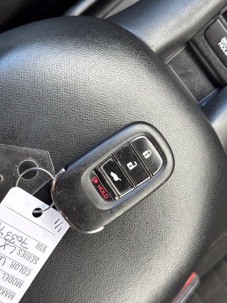 Used 2023 Honda HR-V LX image 38