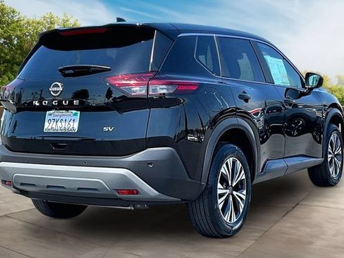 Certified 2023 Nissan Rogue SV FWD image 6