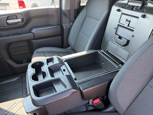 New 2026 Chevrolet Silverado 1500 Custom RWD image 34