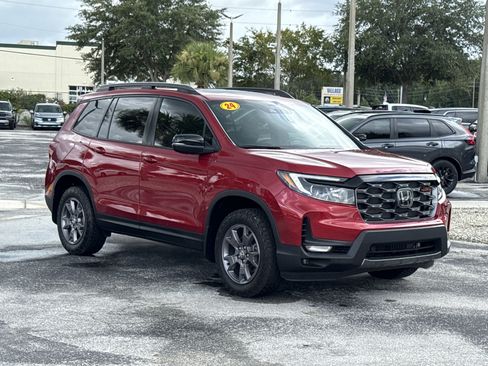 Certified 2024 Honda Passport TrailSport image 5