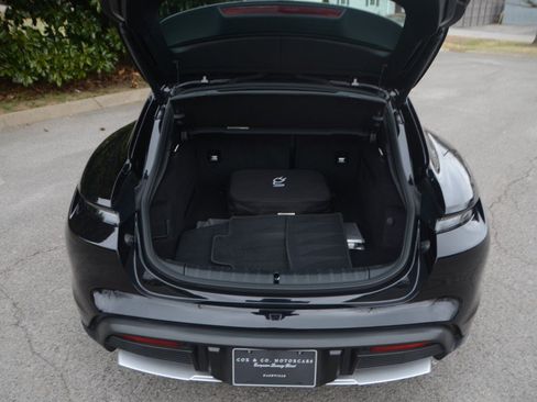 Used 2023 Porsche Taycan 4 Cross Turismo w/ Premium Package image 22