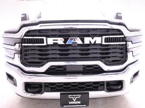 New 2026 RAM 3500 Tradesman AWD/4WD image 8