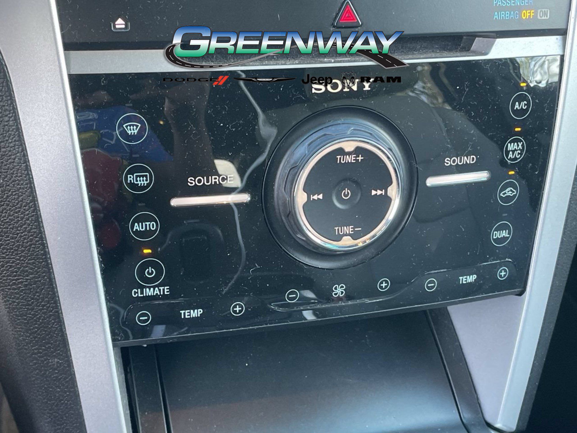 Used 2013 Ford Explorer Limited FWD image 25