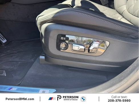 New 2026 BMW X5 xDrive40i w/ M Sport Package AWD/4WD image 22
