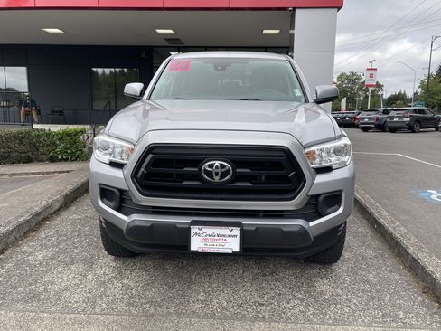 Certified 2020 Toyota Tacoma SR AWD/4WD image 2